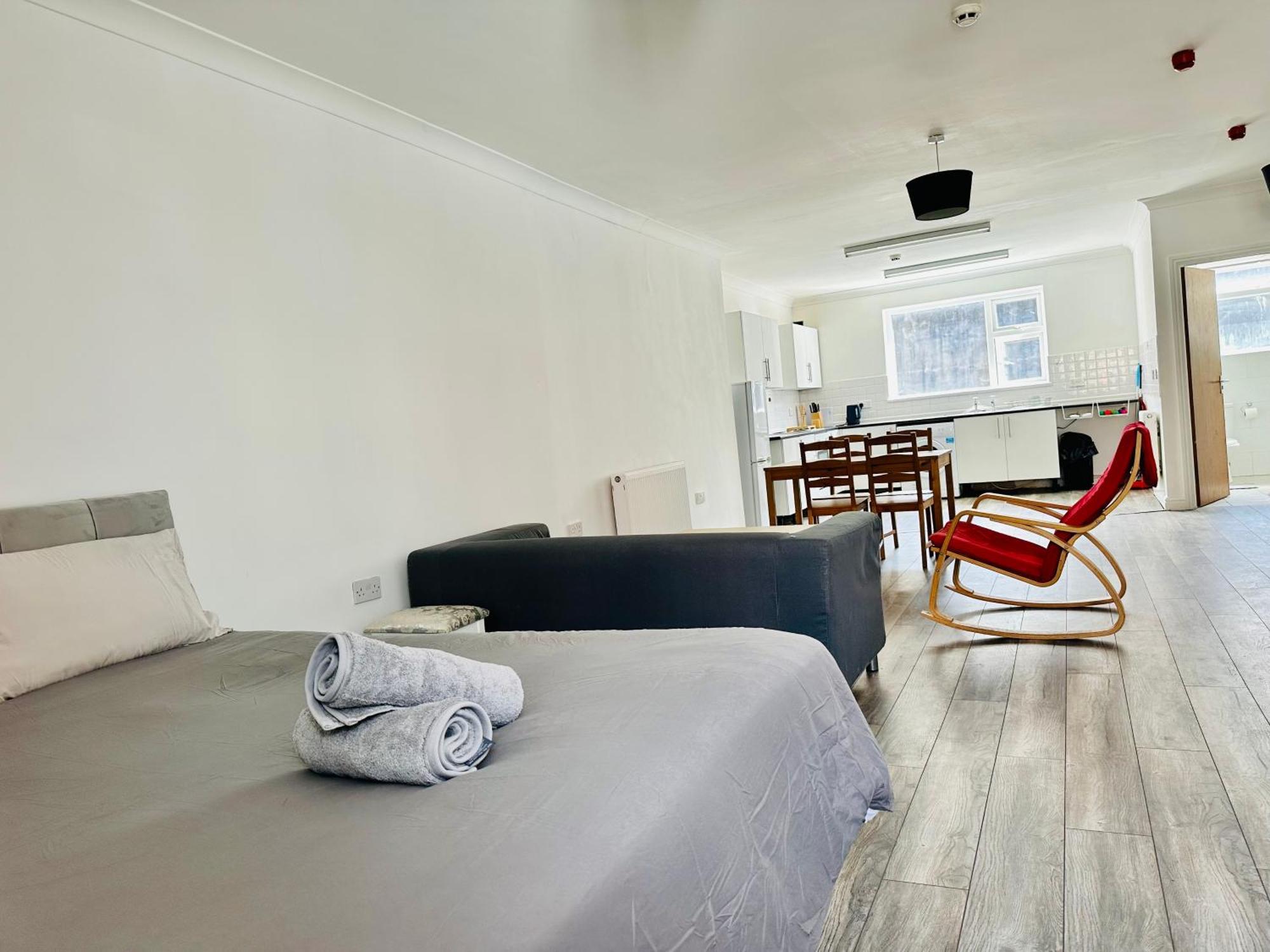 Spacious And Affordable City Center Two Beds Flat Swansea Luaran gambar